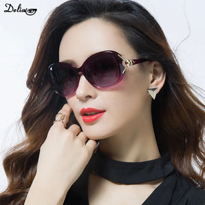 Gradient Black Round Sunglasses: Classic UV Blocking Eyewear